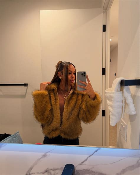 @mimiii.